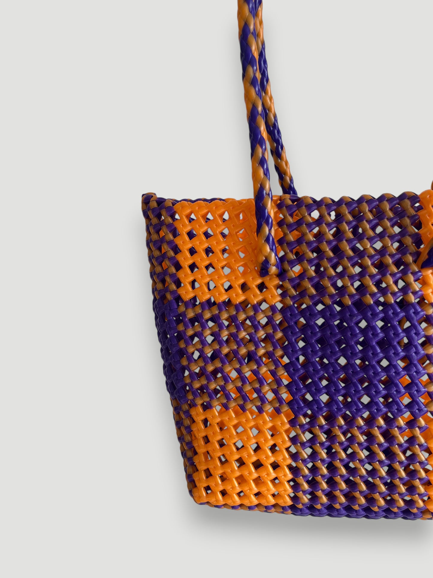N°506S bis - SAC PANIER TRESSÉ MAIN - PETIT - violet foncé & doré
