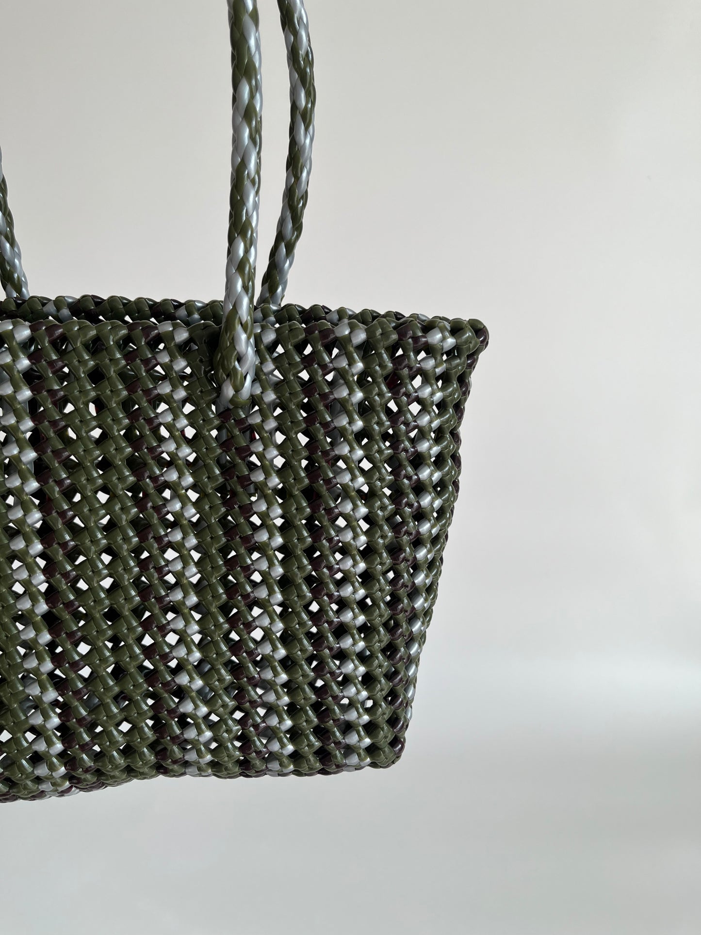 N°255S - SAC PANIER TRESSÉ MAIN - PETIT - multicolors