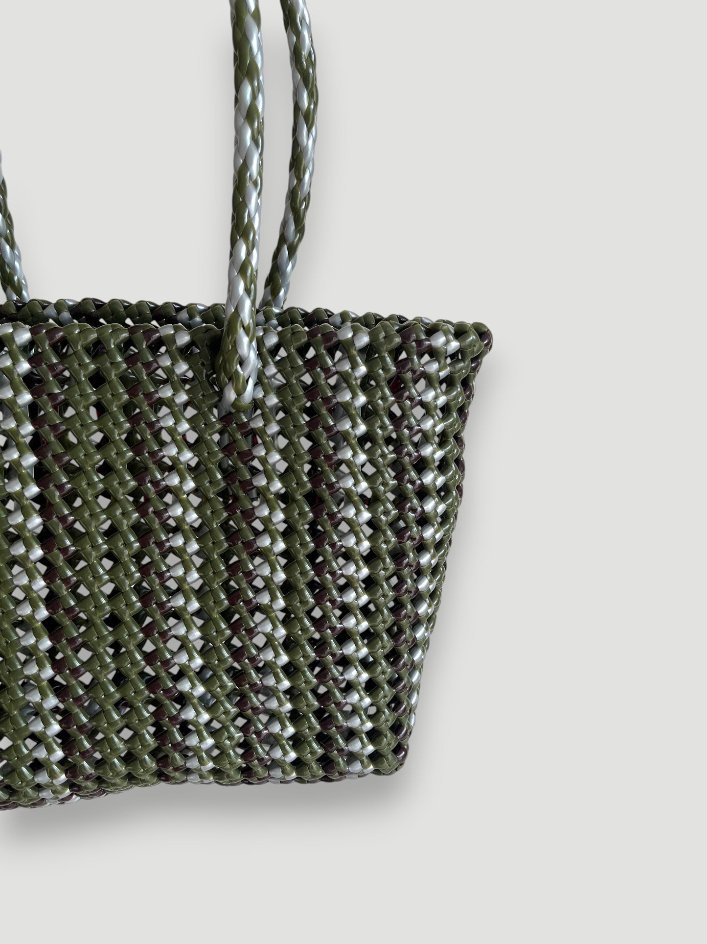No. 255S - Hand-braided basket bag - small - multicoloured
