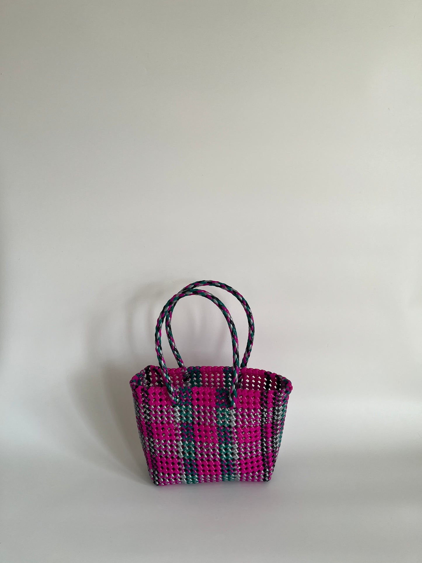 N°508S - SAC PANIER TRESSÉ MAIN - PETIT - multicolors