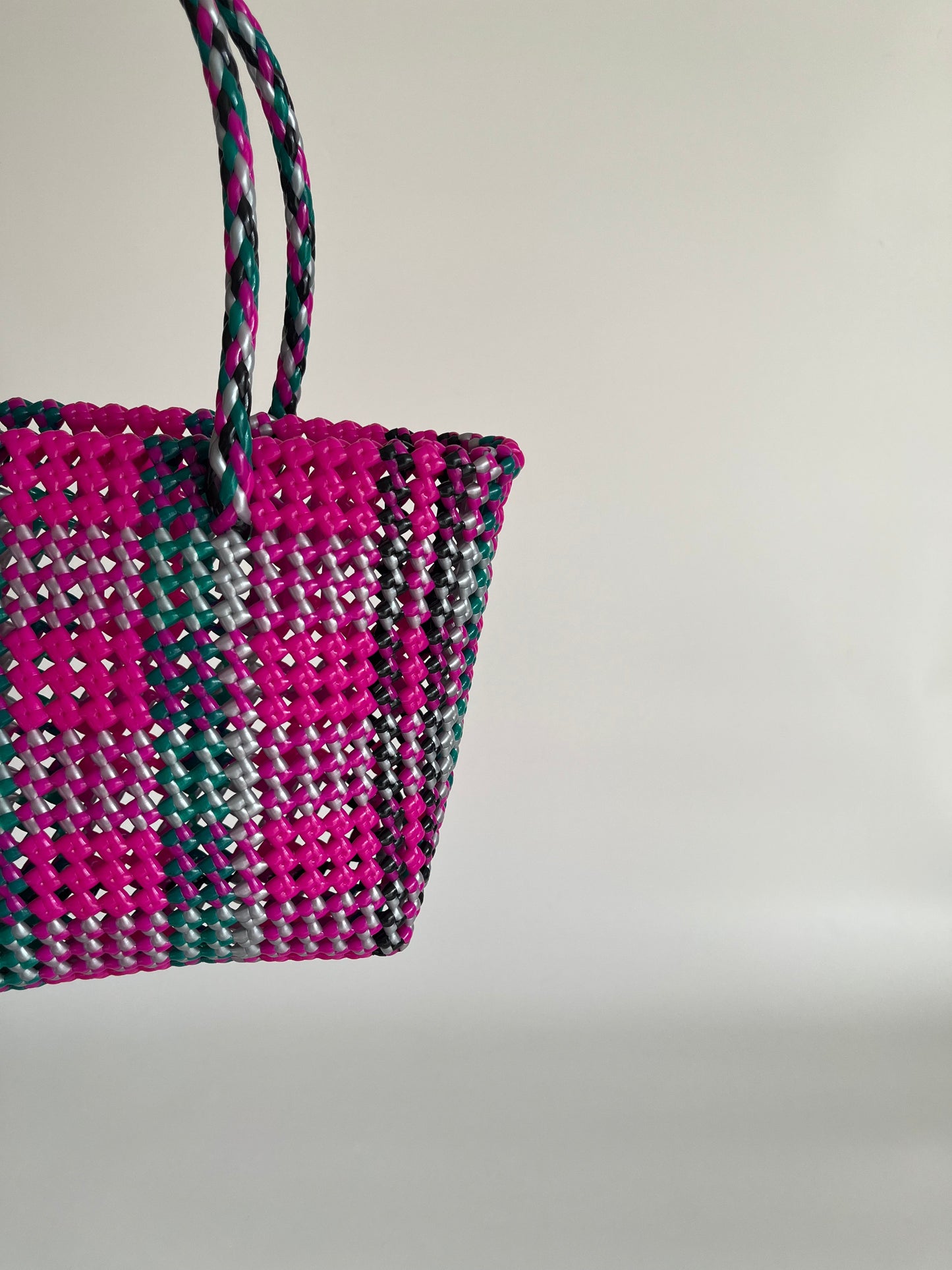 N°508S - SAC PANIER TRESSÉ MAIN - PETIT - multicolors