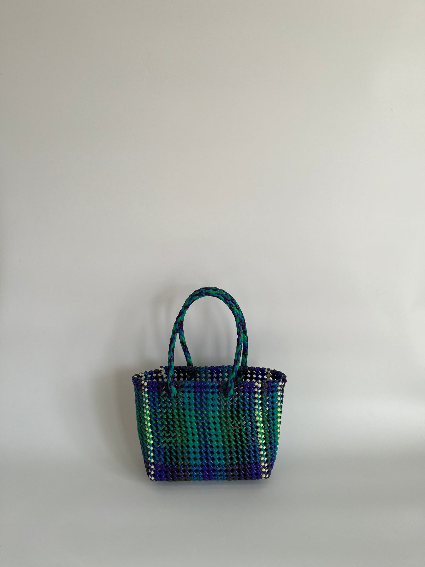 N°509S - SAC PANIER TRESSÉ MAIN - PETIT - multicolors