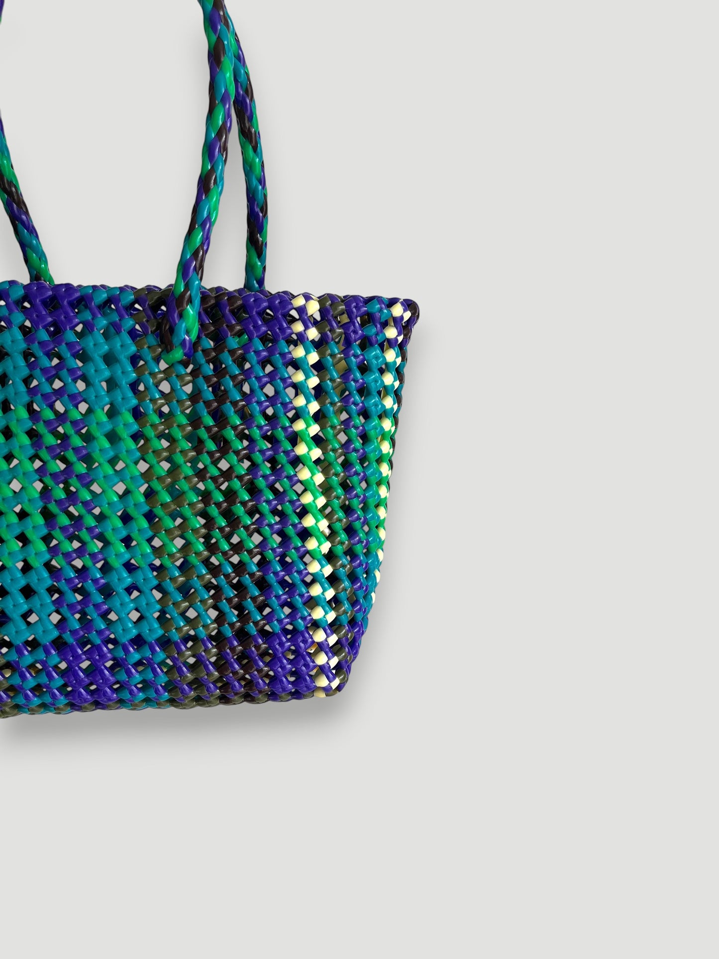 No. 509S - Hand-braided basket bag - small - multicoloured