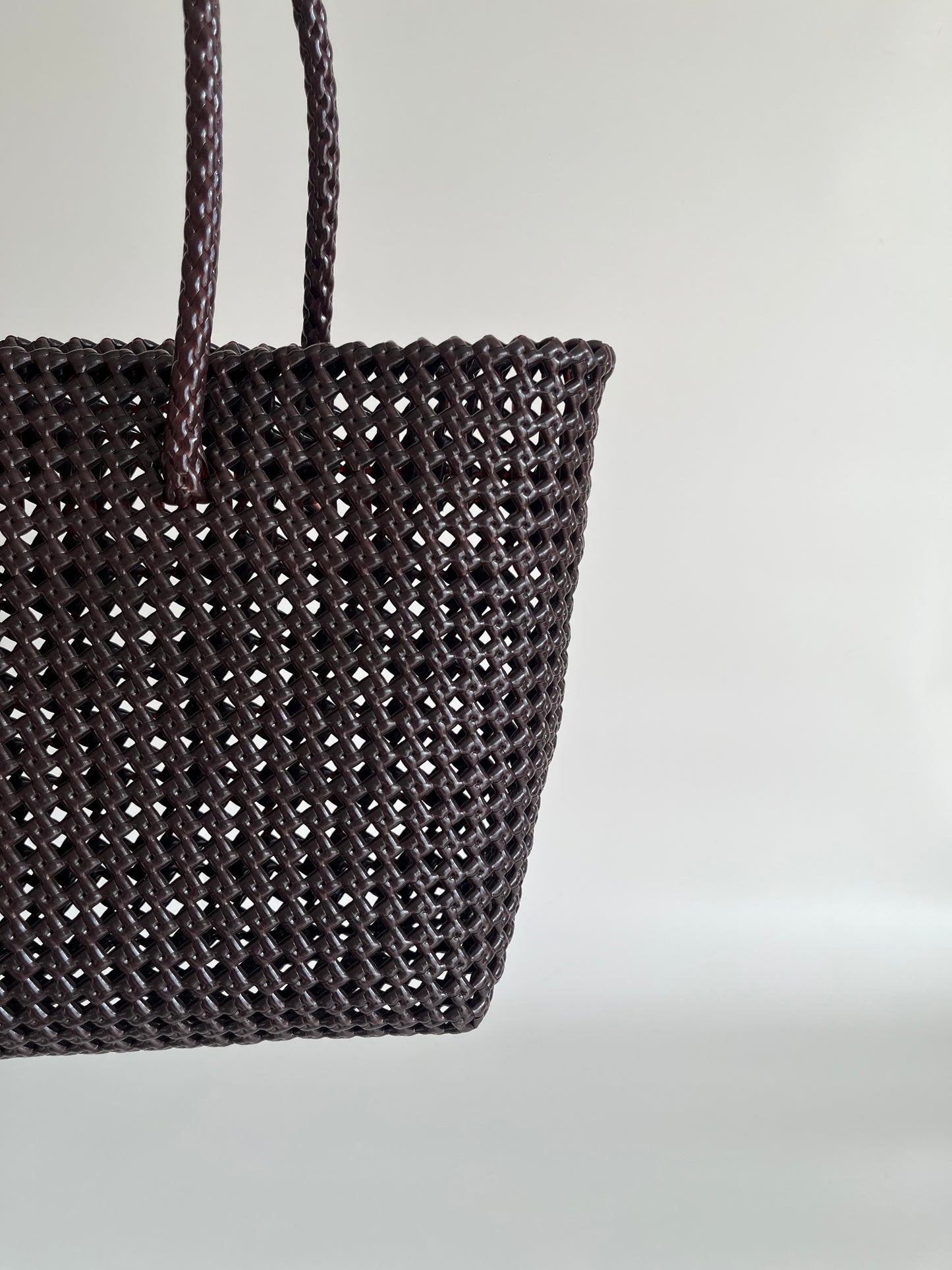 N°266M - SAC PANIER TRESSÉ MAIN - MOYEN - marron