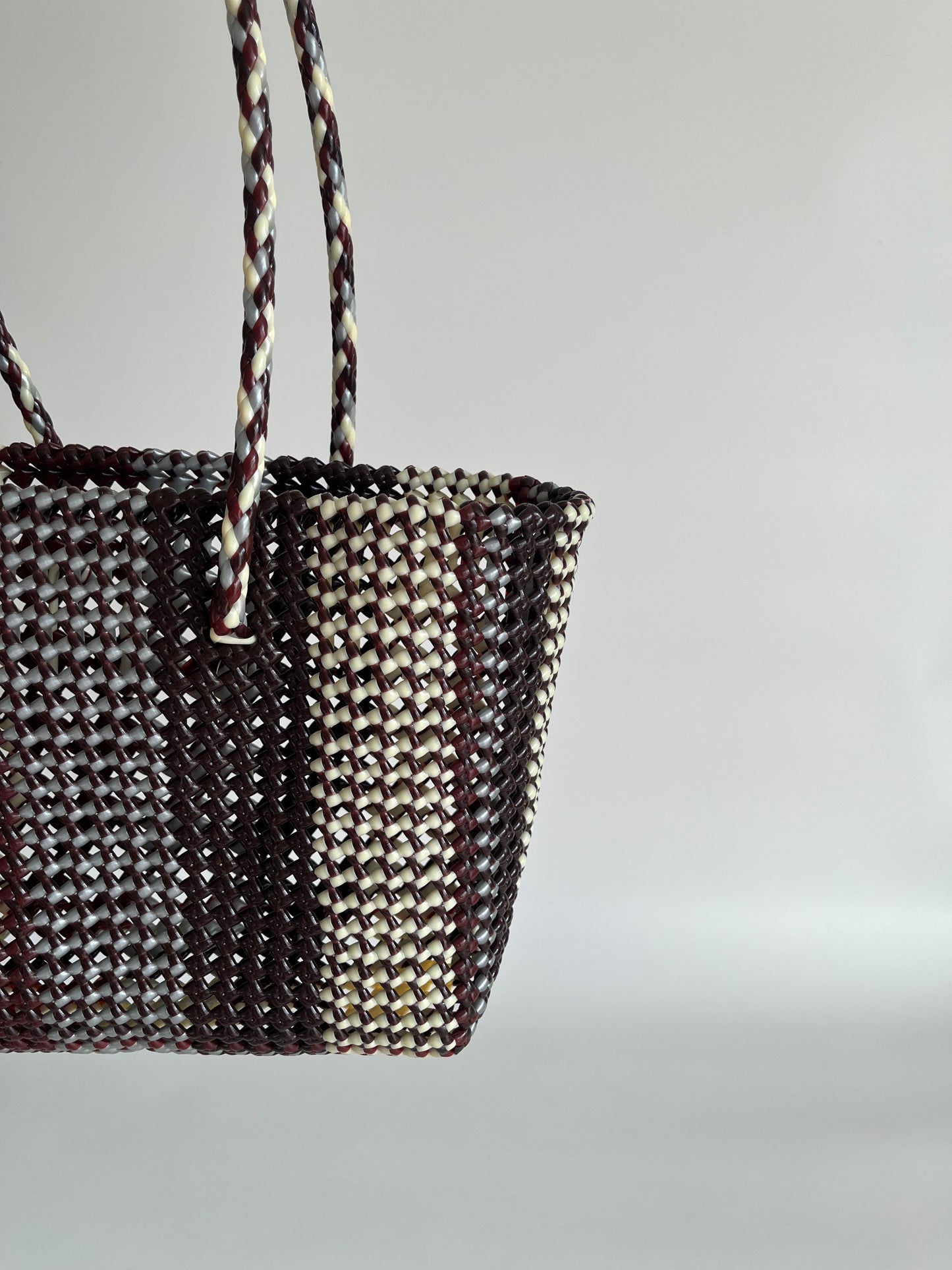 N°302M - SAC PANIER TRESSÉ MAIN - MOYEN - multicolors