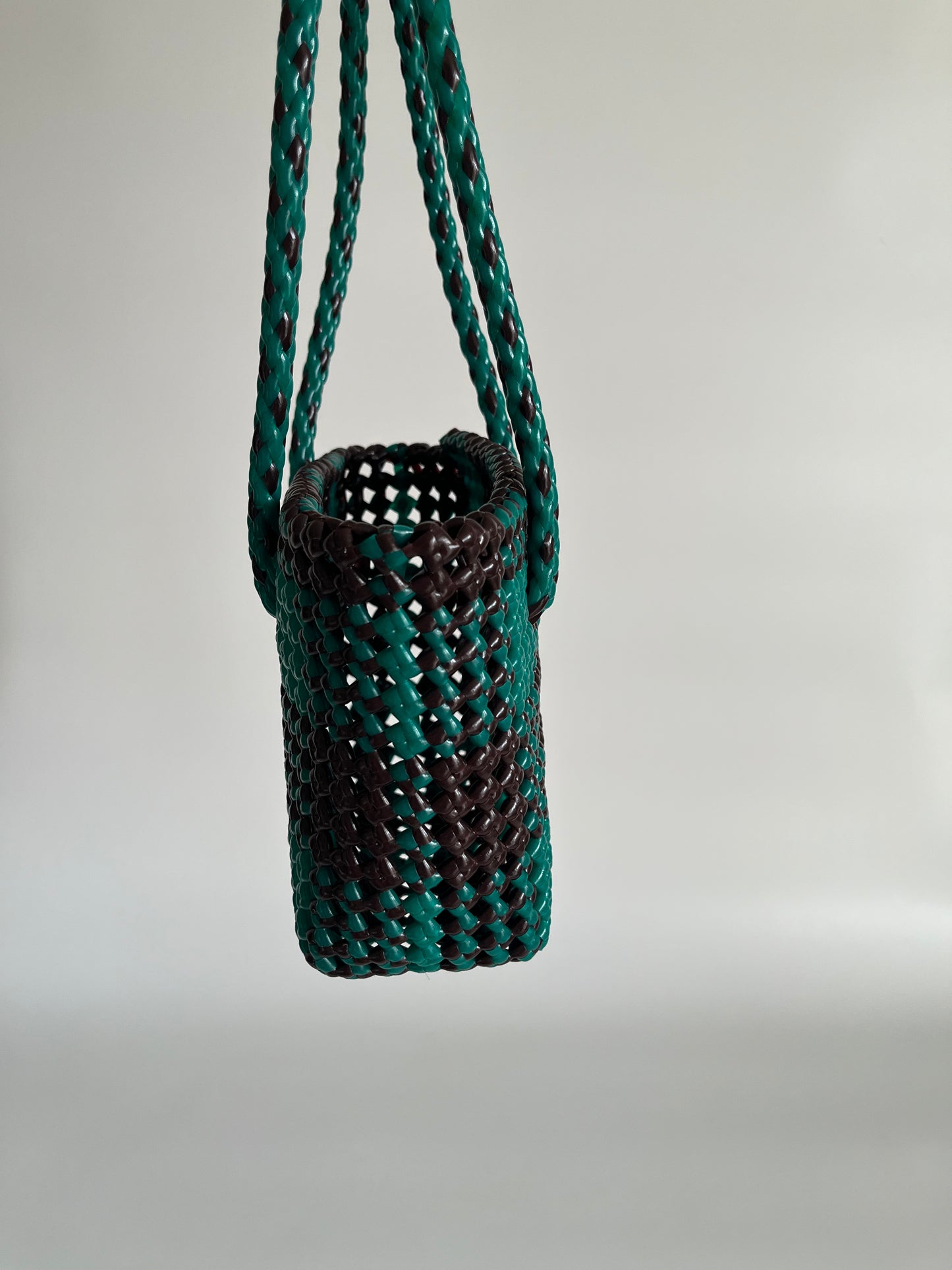 N°273XS - SAC PANIER TRESSÉ MAIN - MINI - marron & vert foncé