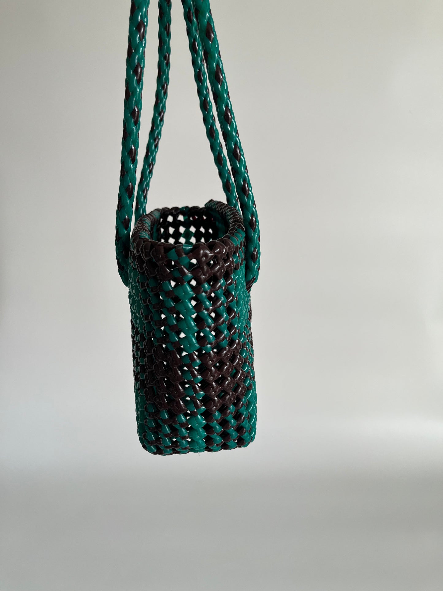 N°273XS - SAC PANIER TRESSÉ MAIN - MINI - marron & vert foncé