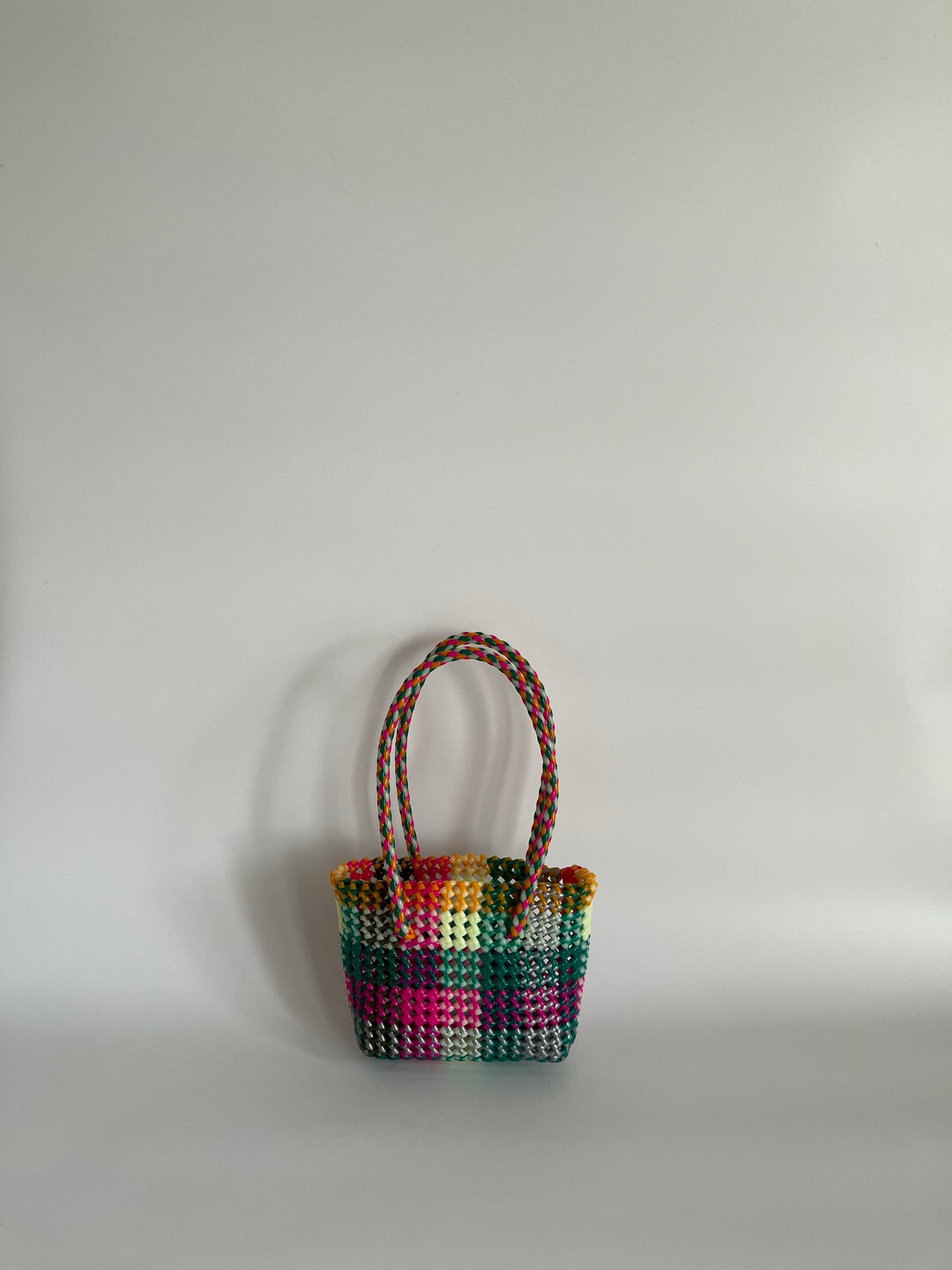 N°515XS - SAC PANIER TRESSÉ MAIN - MINI - multicolors
