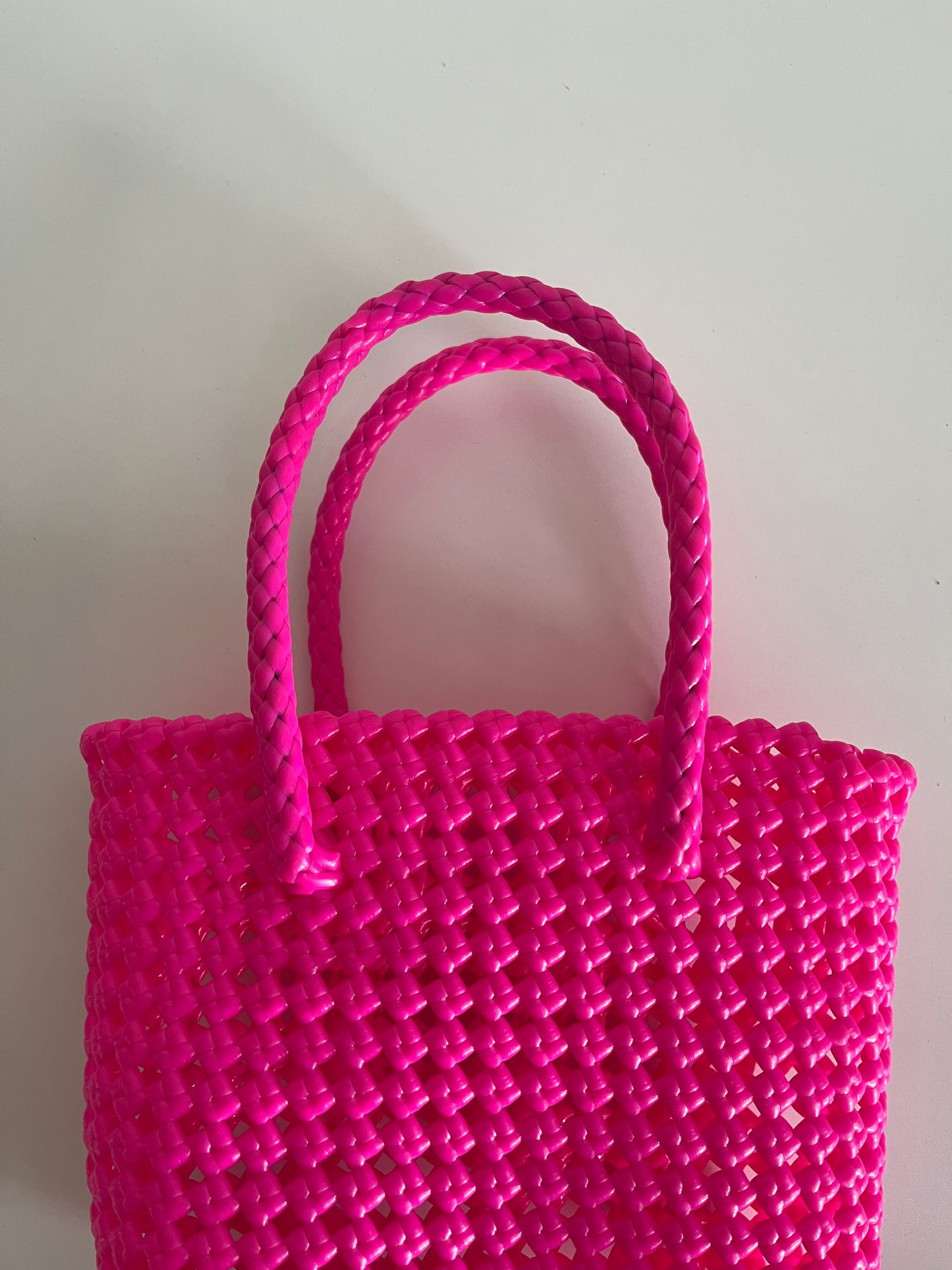 No. 38XS - IMPERFECT BASKET BAG - MINI - neon pink