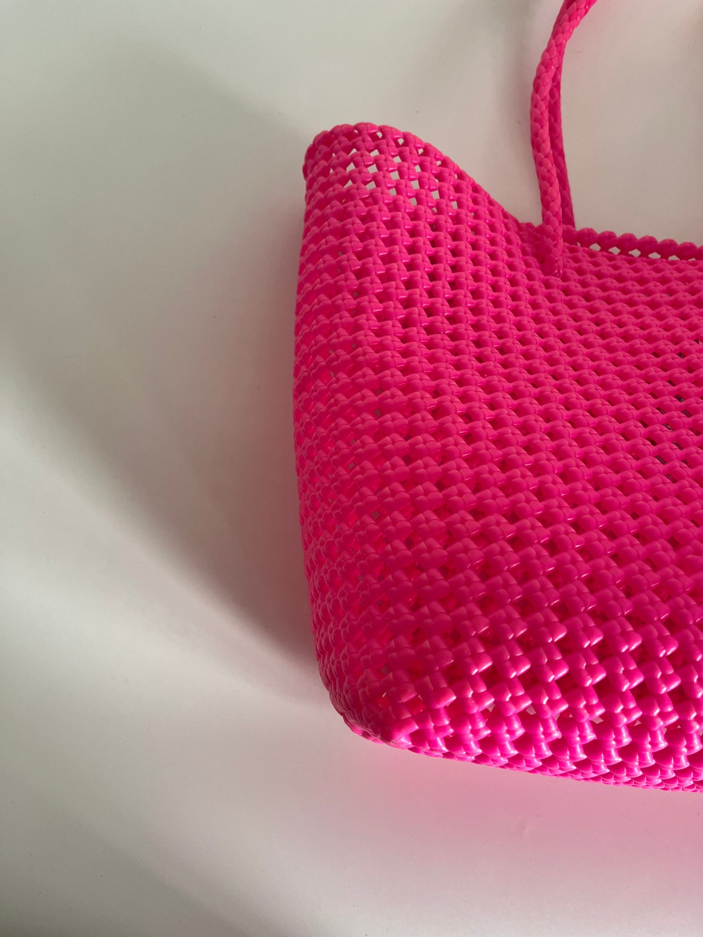 No. 38L bis - Hand-woven basket bag - large - pink