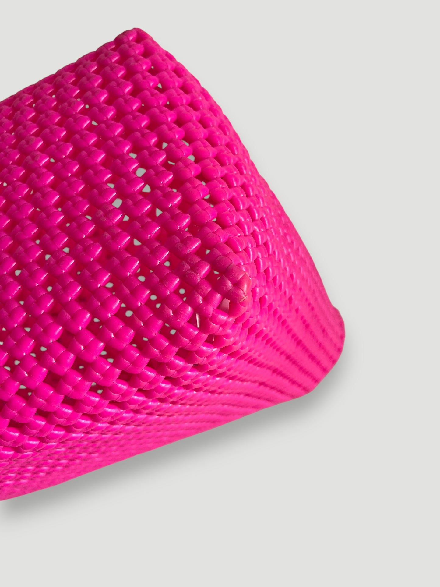 No. 38L bis - Hand-woven basket bag - large - pink
