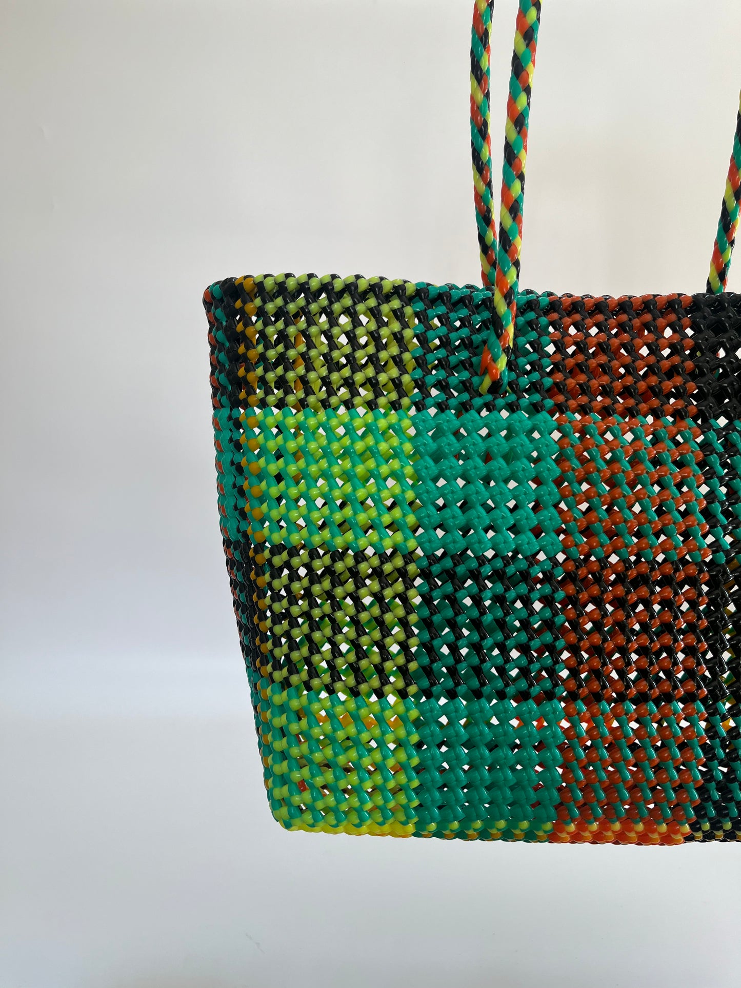 No. 517L - Hand-woven basket bag - large - multicoloured