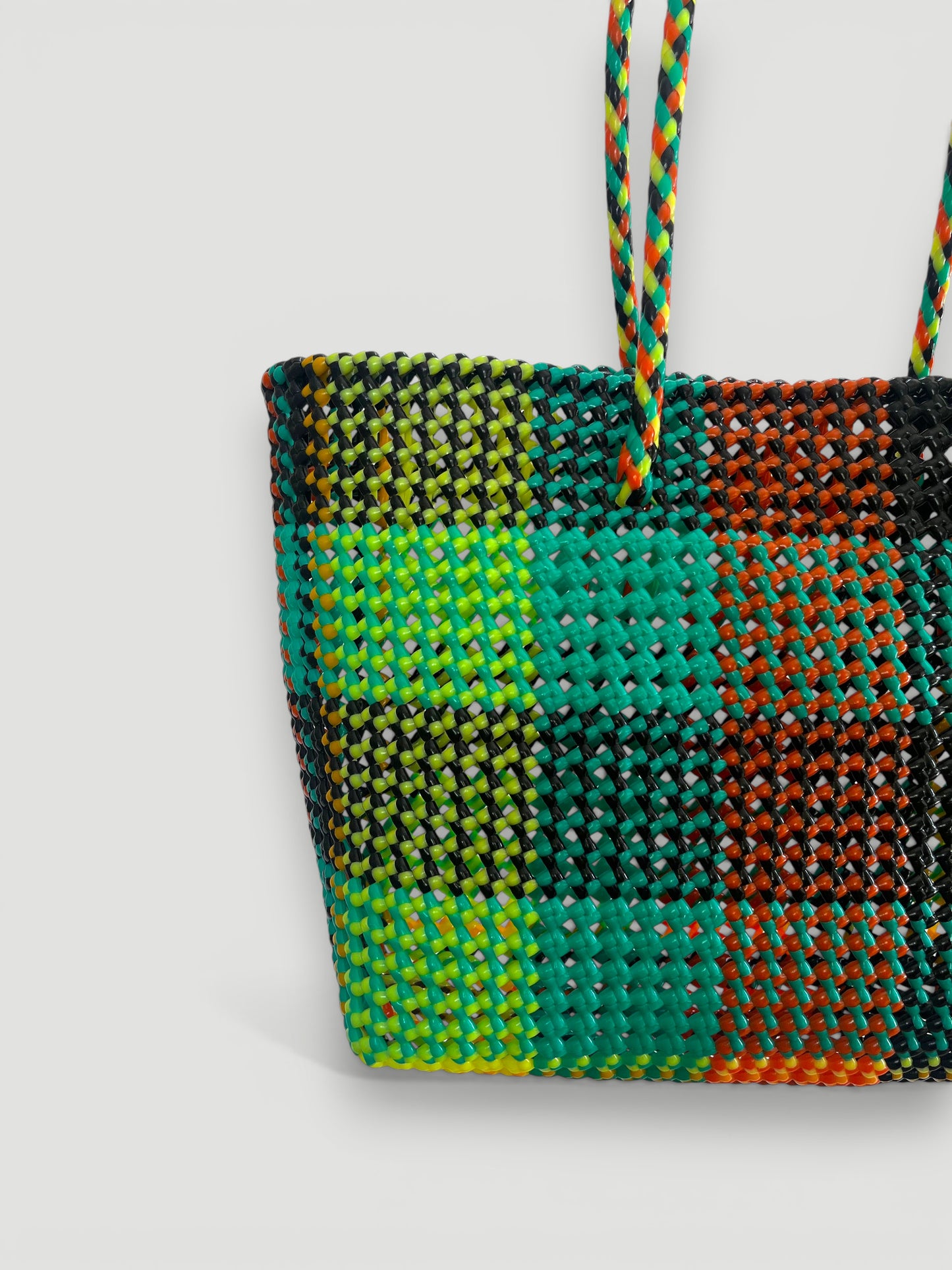 N°517L - SAC PANIER TRESSÉ MAIN - GRAND - multicolors