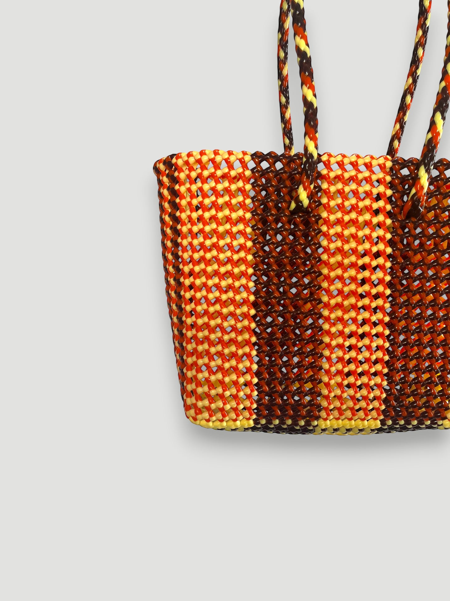 N°262M - SAC PANIER TRESSÉ MAIN - MOYEN - multicolors