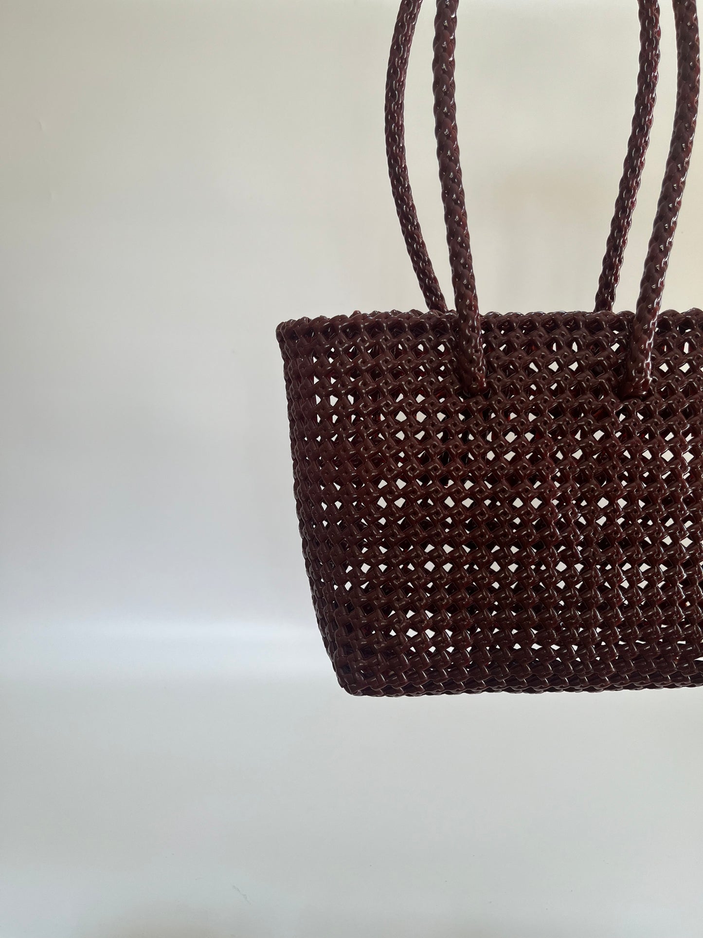 No. 257S - HAND-BRAIDSTAKEN BASKET BAG - SMALL - burgundy &amp; cream
