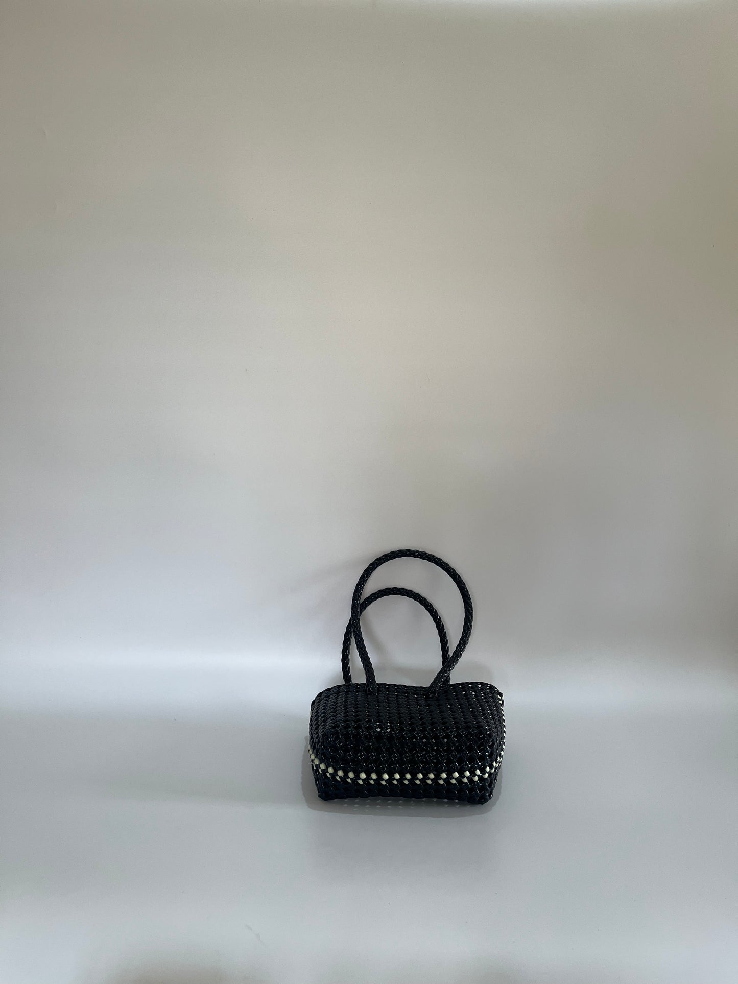 No. 47XS - Hand-braided basket bag - mini - black &amp; cream