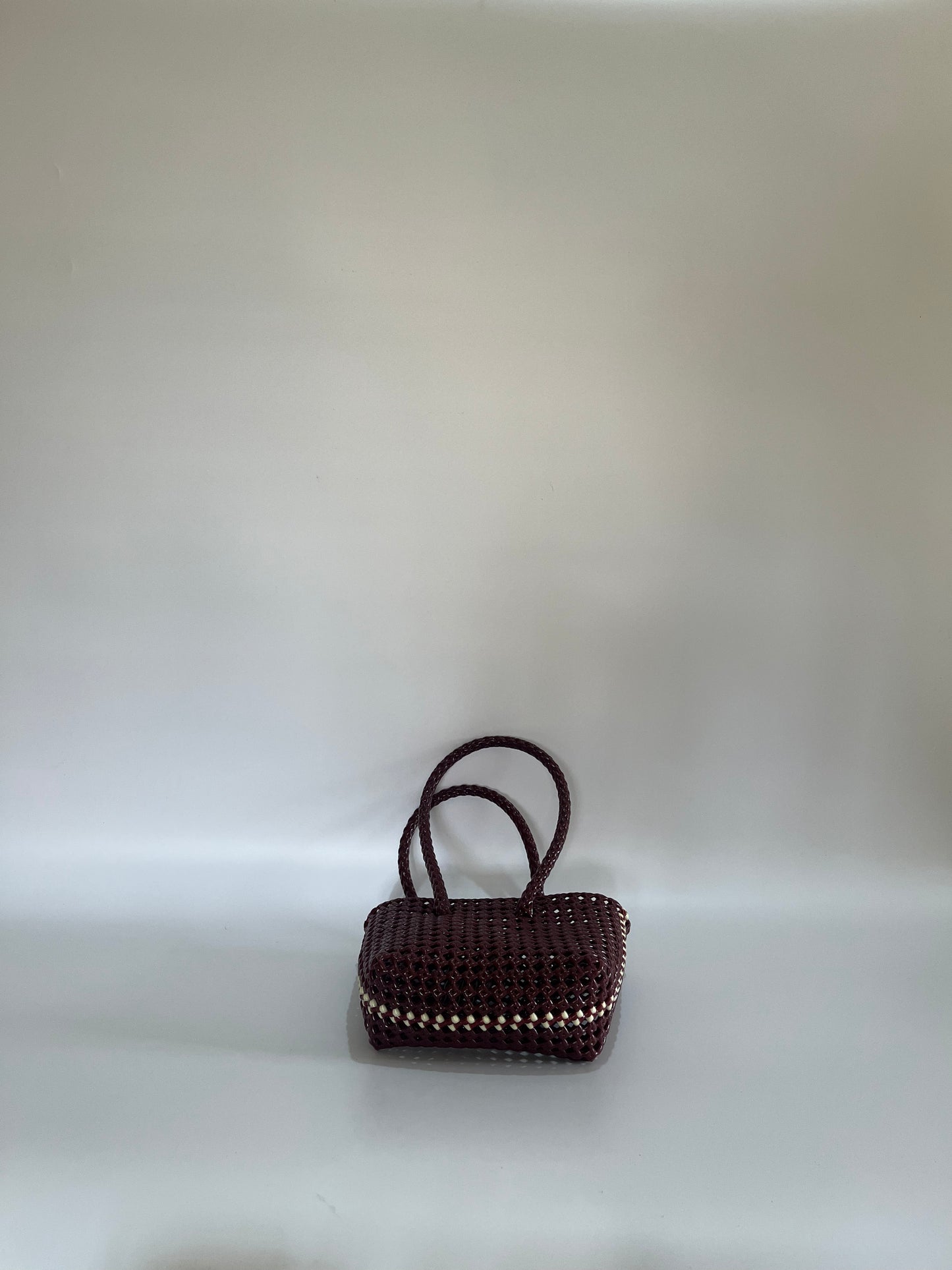 No. 257XS - Hand-braided basket bag - mini - burgundy &amp; cream