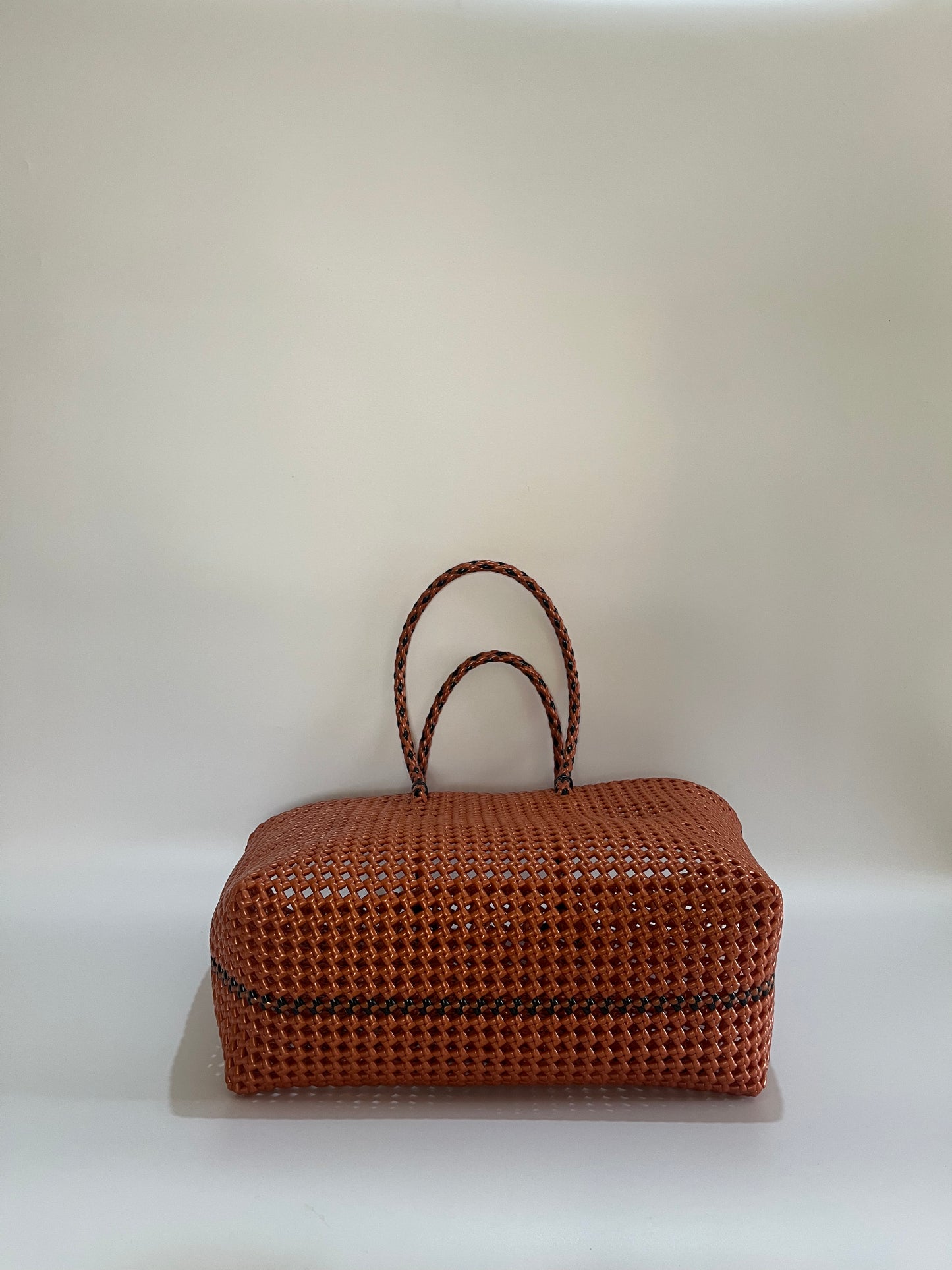 No. 315L - Hand-woven basket bag - Large - Bronze &amp; black