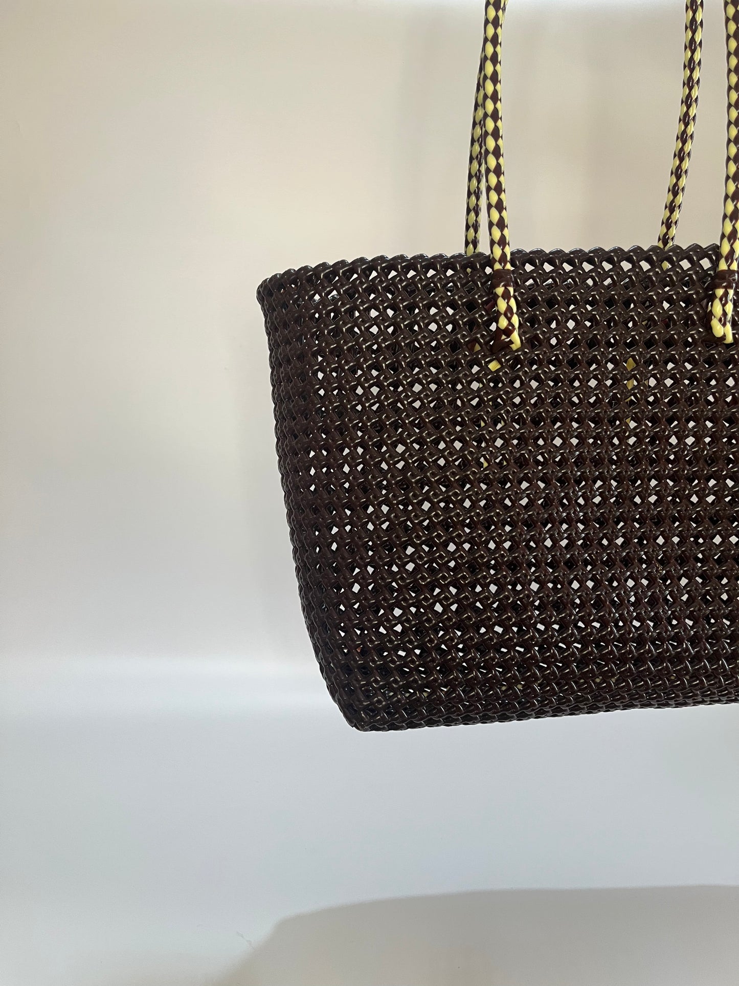 No. 266L - Hand-woven basket bag - large - brown &amp; cream