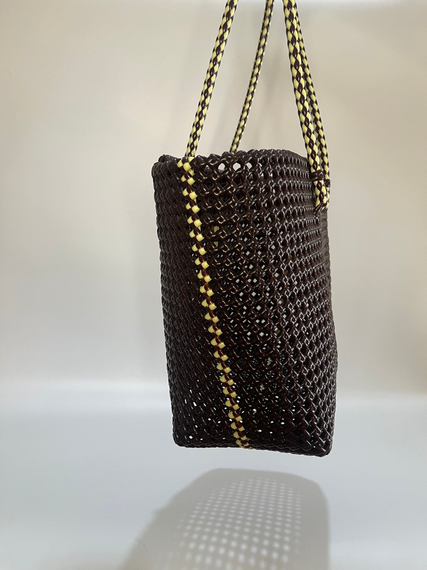 No. 266L - Hand-woven basket bag - large - brown &amp; cream