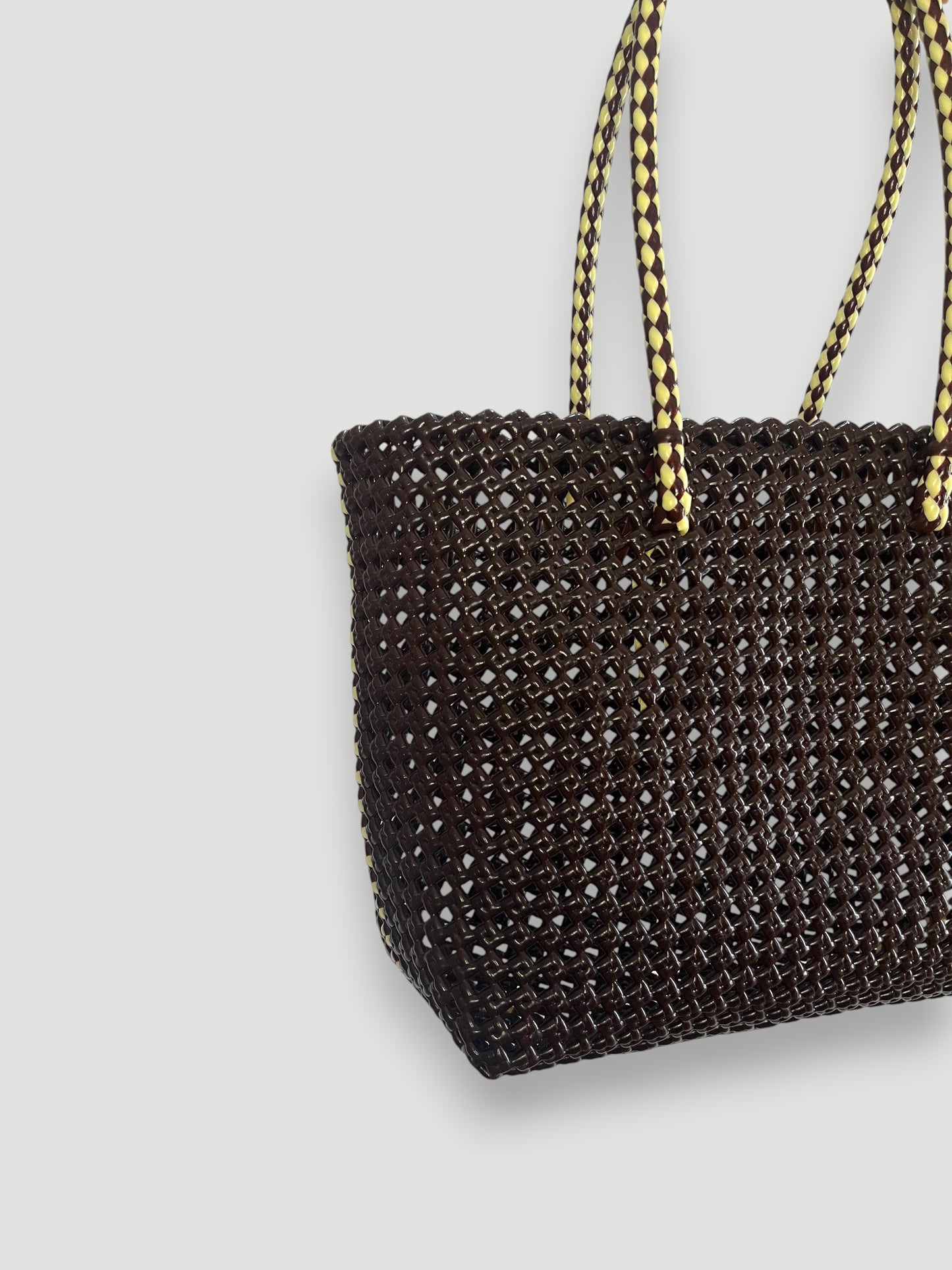 No. 266M - Hand-braided basket bag - medium - brown &amp; cream