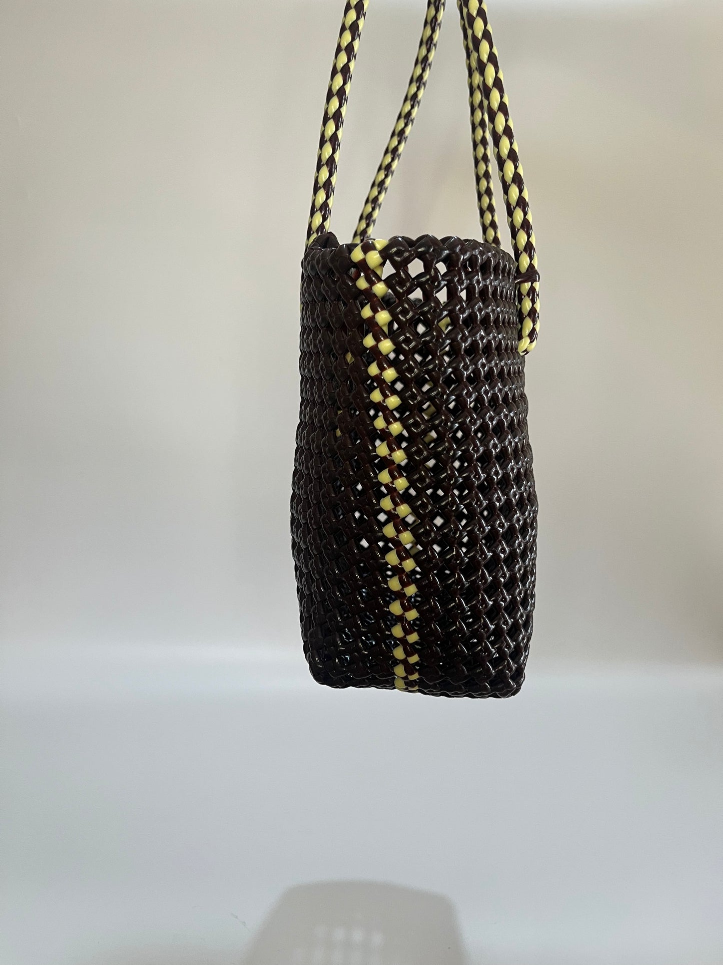 No. 266S - Hand-braided basket bag - small - brown &amp; cream