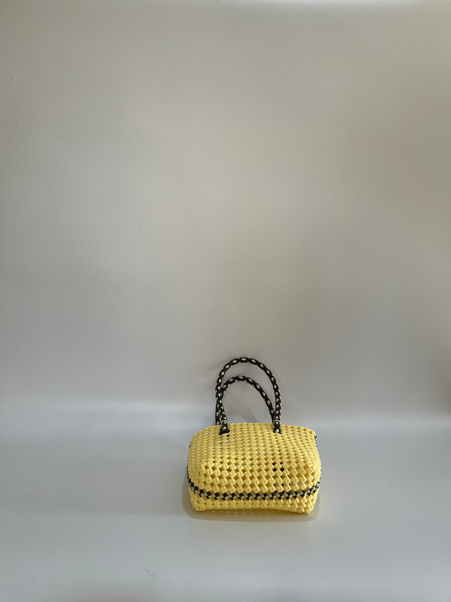 No. 347XS - Hand-braided basket bag - mini - cream &amp; brown