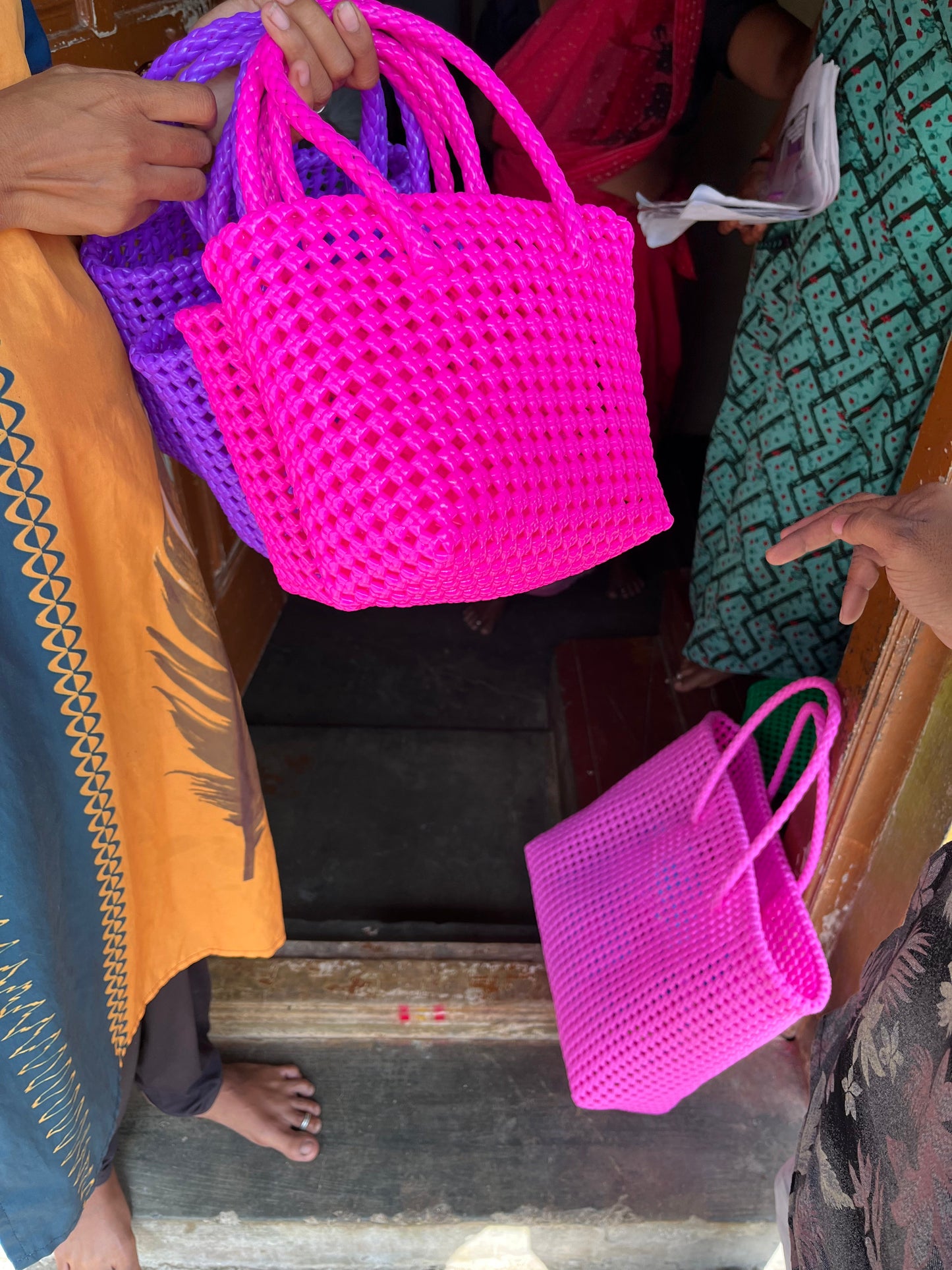 N°38XS - SAC PANIER IMPARFAIT - MINI - rose fluo