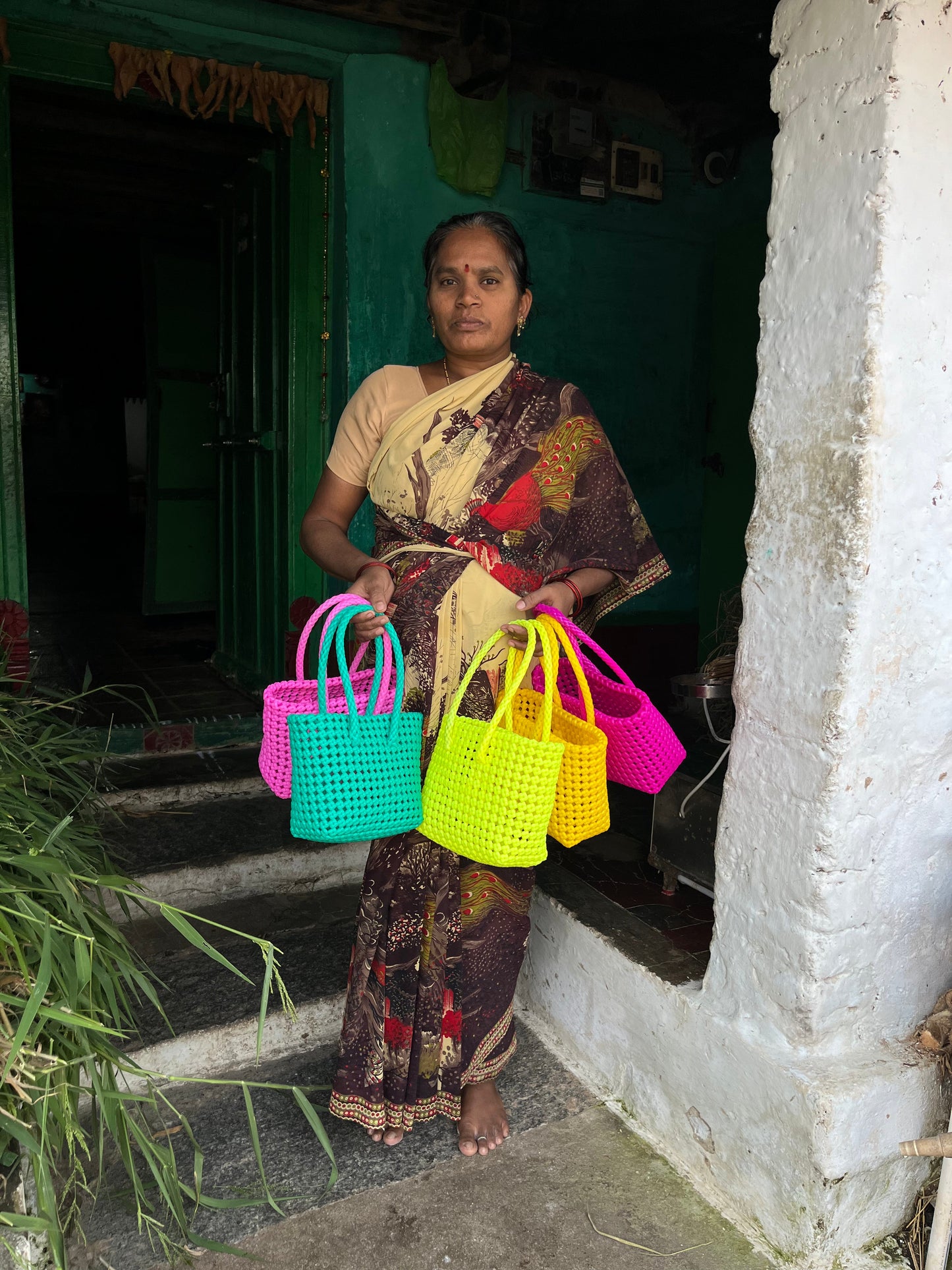 N°38XS - SAC PANIER IMPARFAIT - MINI - rose fluo