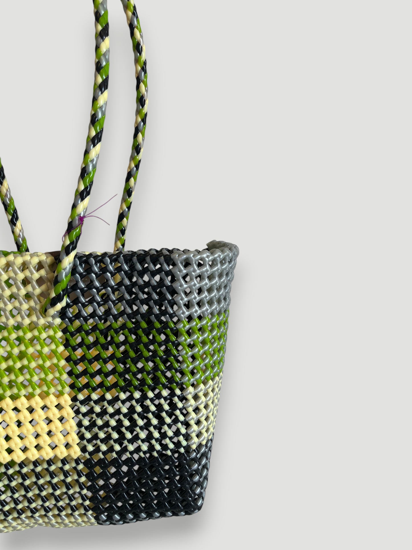 N°335M - SAC PANIER TRESSÉ MAIN - MOYEN - multicolors