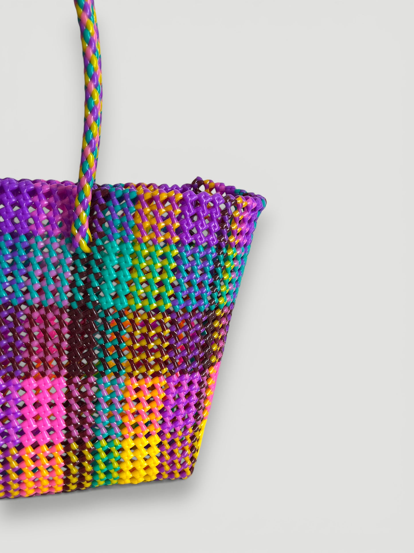 N°340L - SAC PANIER TRESSÉ MAIN - GRAND - multicolors