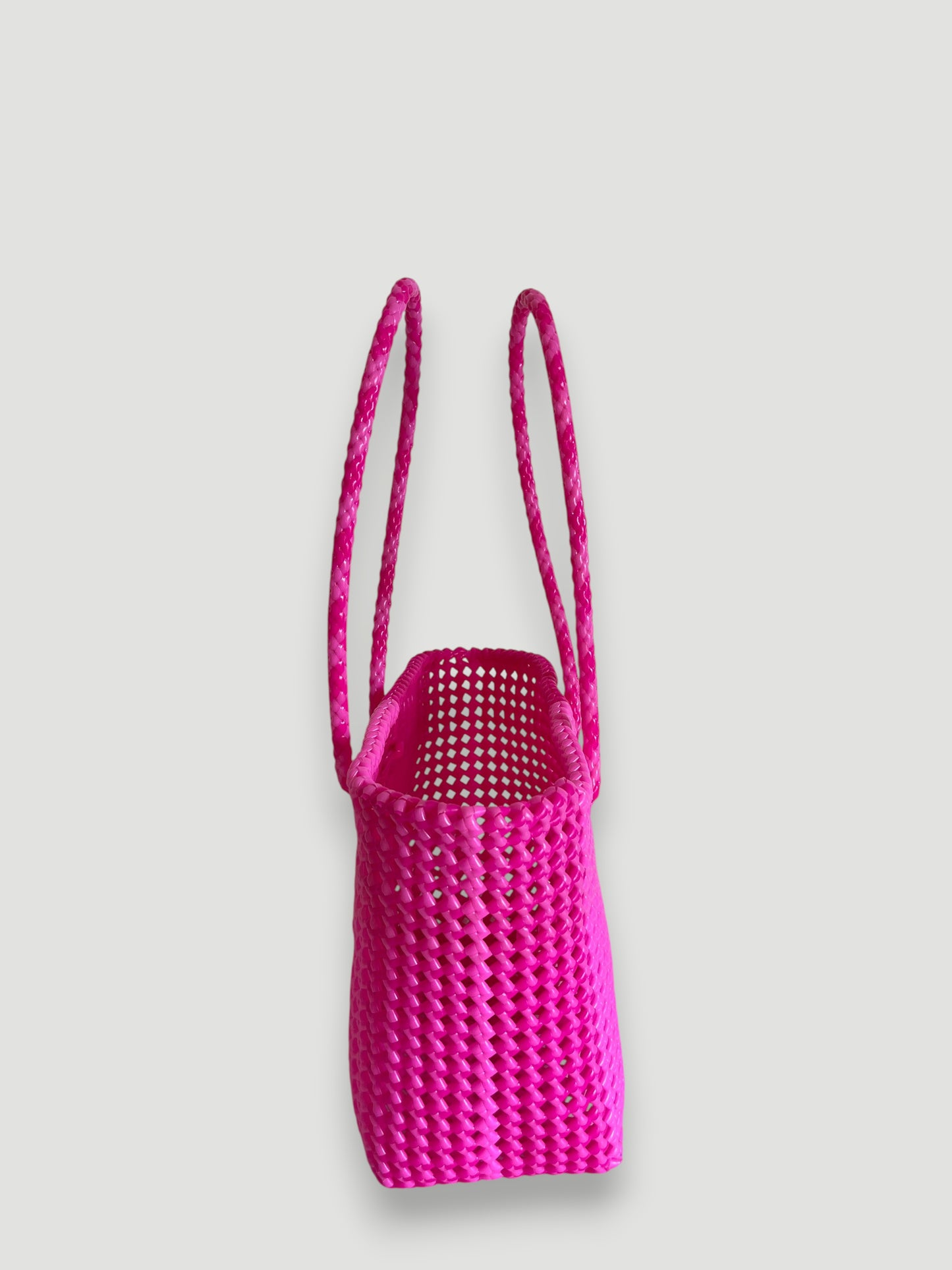 No. 26M bis - HAND-BRAIDSTRED BASKET BAG - MEDIUM - neon pink &amp; light pink