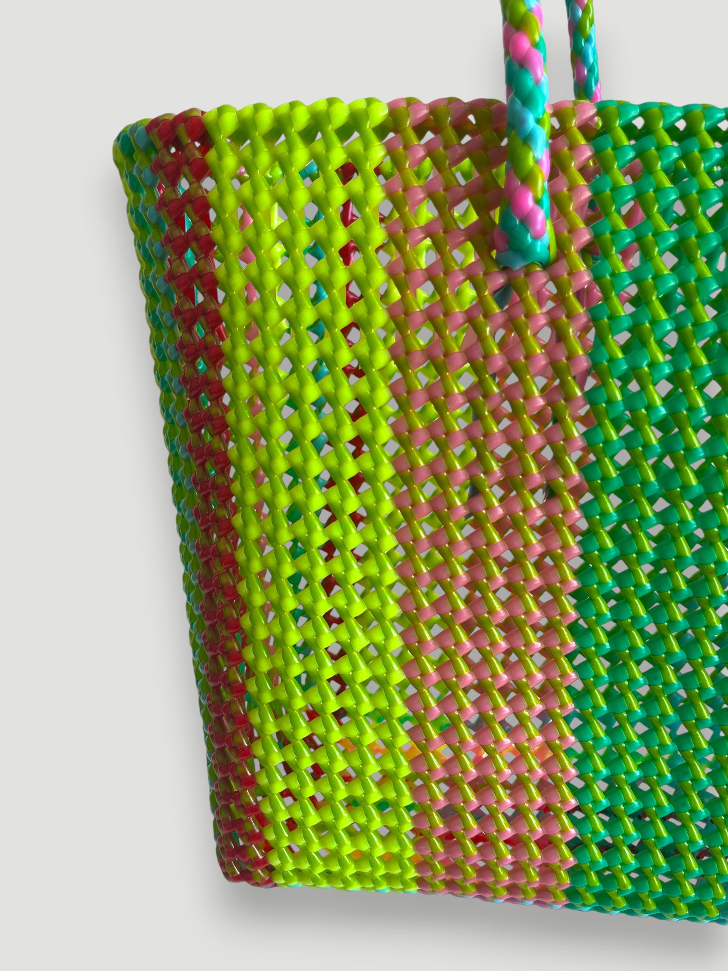 N°366L - SAC PANIER TRESSÉ  MAIN - GRAND - multicolors
