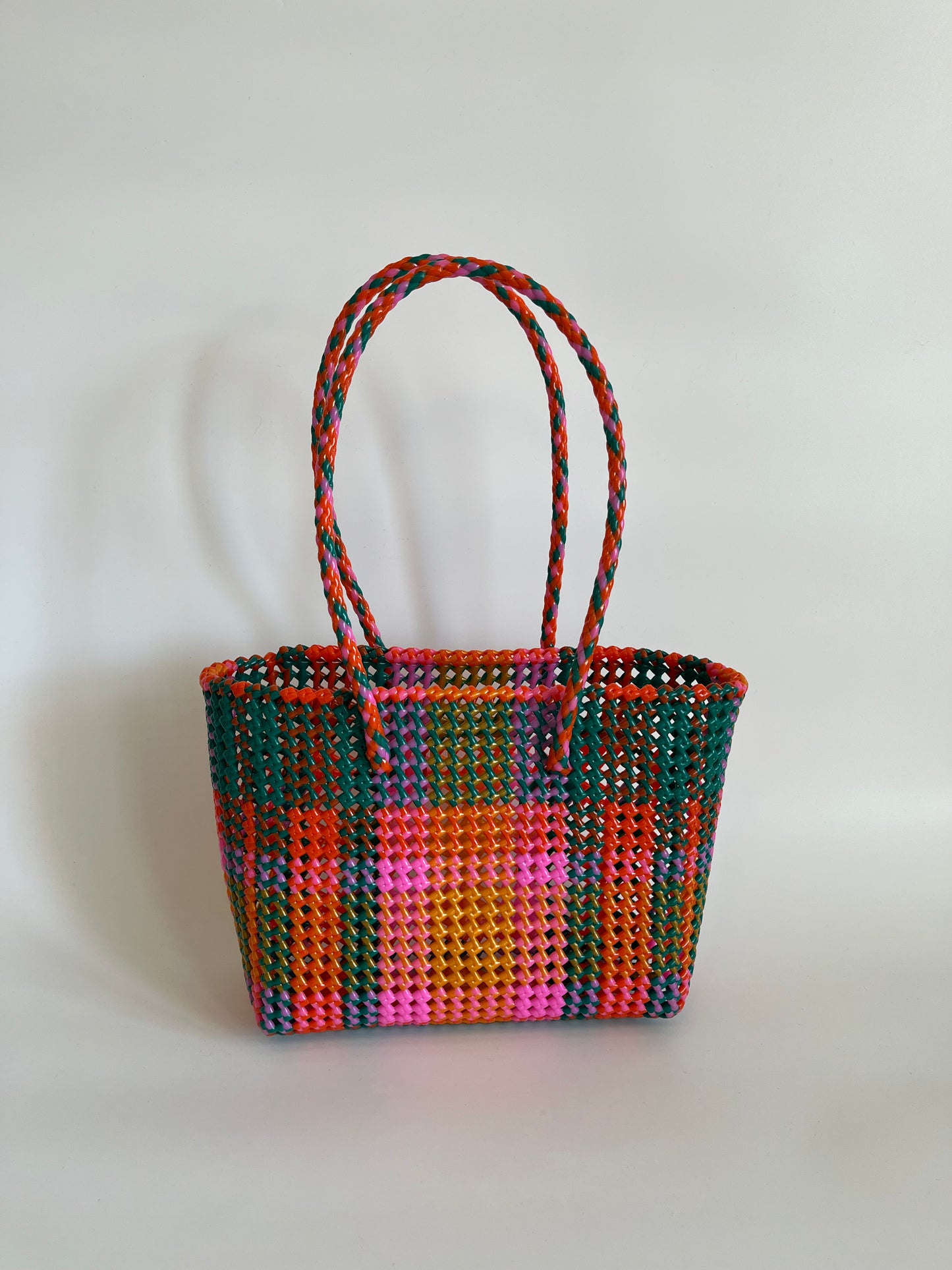 N°392M - SAC CABAS TRESSÉ MAIN - MOYEN - multicolors