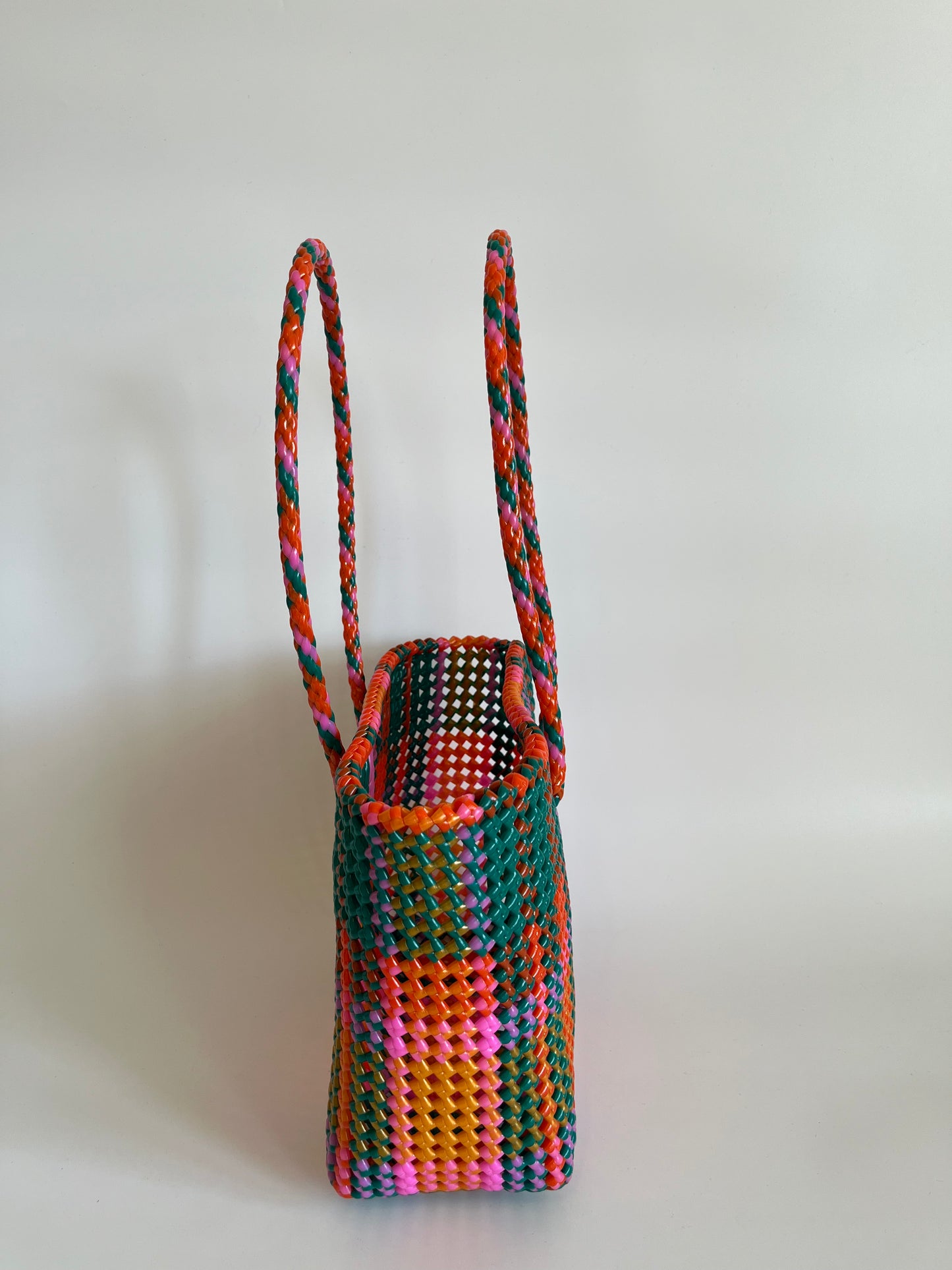 N°392M - SAC CABAS TRESSÉ MAIN - MOYEN - multicolors