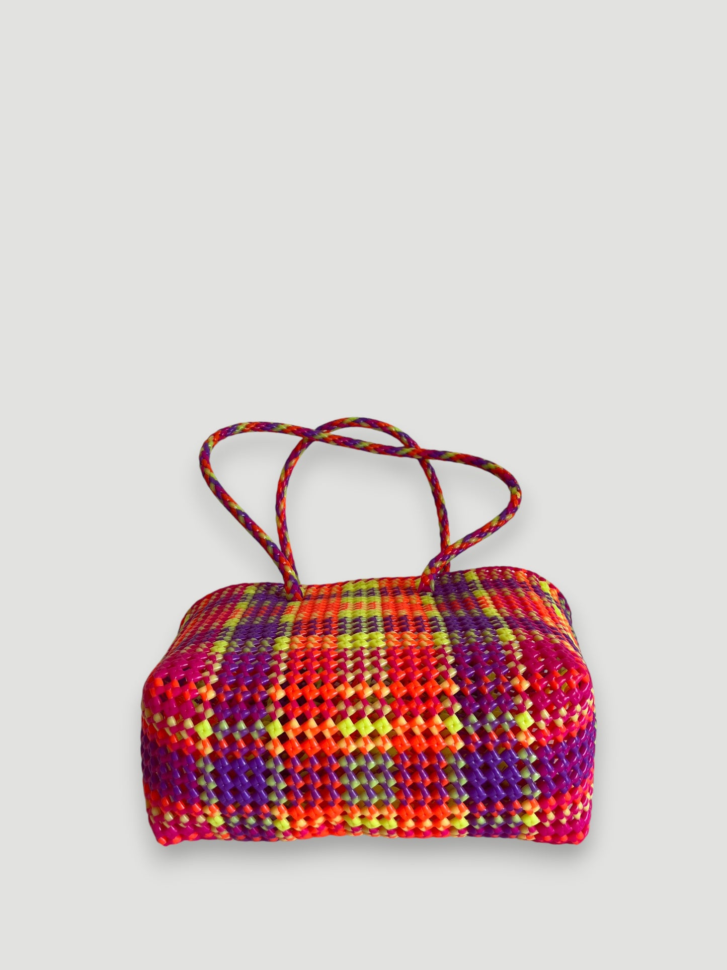 N°402M - SAC PANIER TRESSÉ MAIN - MOYEN - multicolors