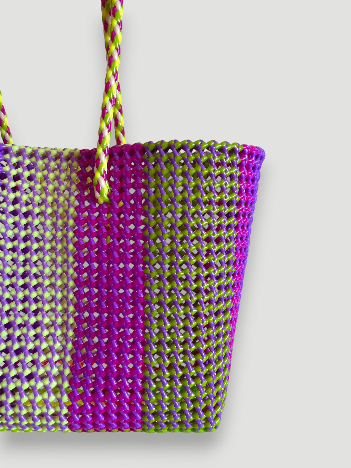 N°409L - SAC PANIER TRESSÉ MAIN - GRAND - multicolors