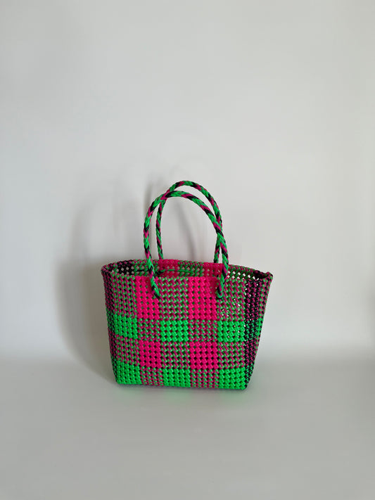 N°20M bis - SAC CABAS TRESSÉ MAIN - MOYEN - rose fluo - vert fluo - noir