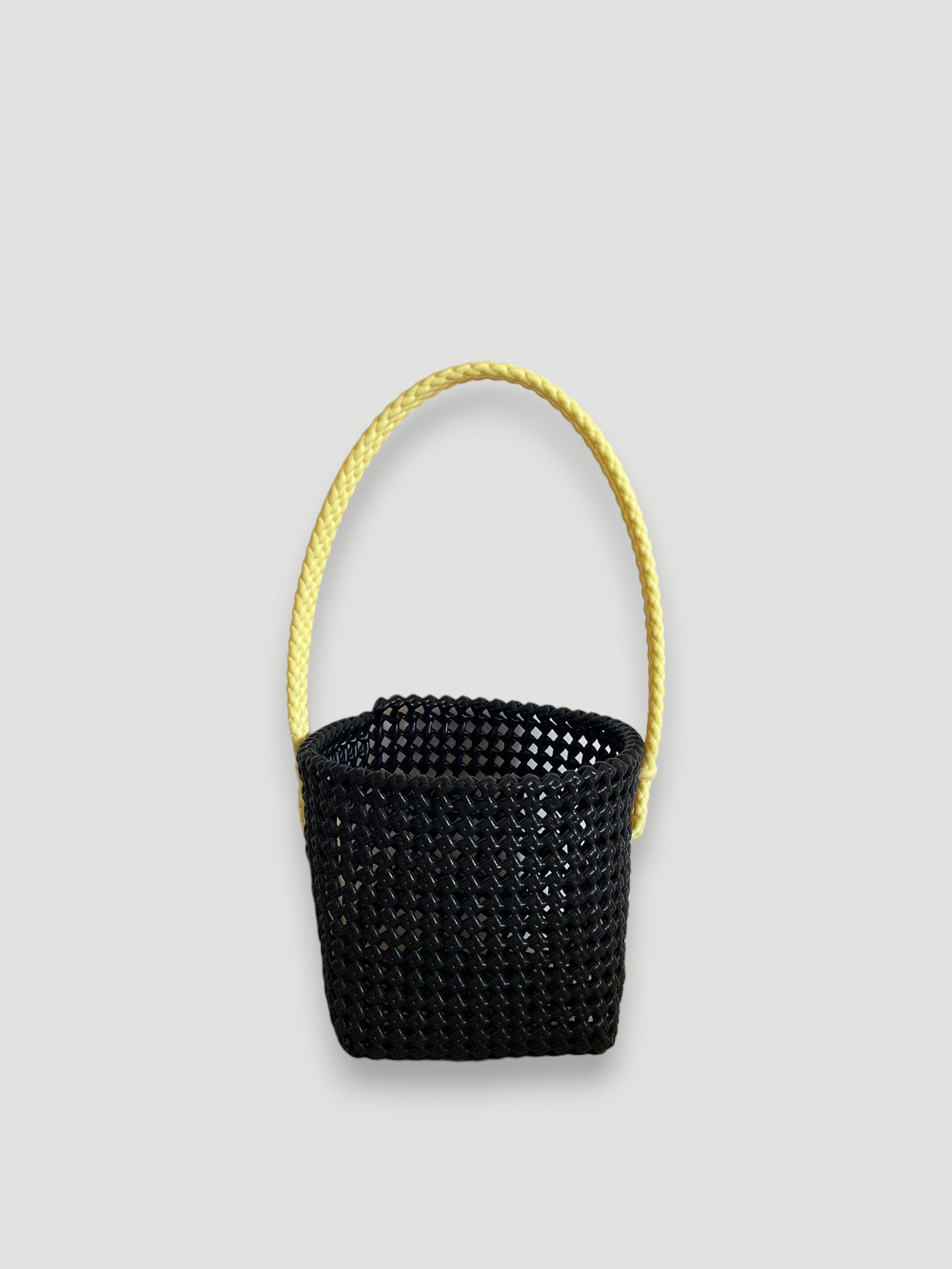 N°35SE - SAC PANIER TRESSÉ MAIN - SEAU - noir & crème
