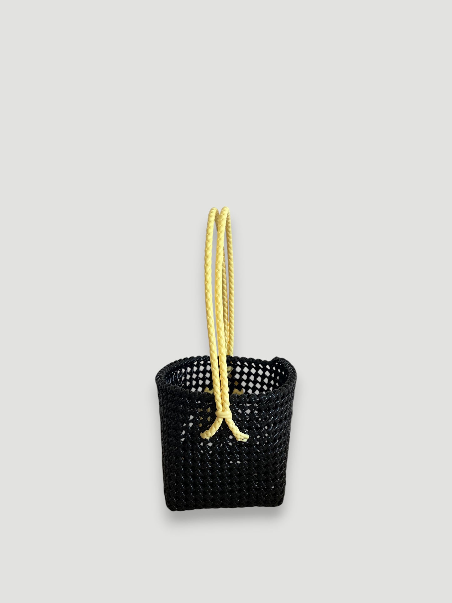 N°35SE - SAC PANIER TRESSÉ MAIN - SEAU - noir & crème